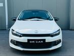 Vw scirocco 1.4TSi R-line pano dak apple carplay proper, Auto's, Stof, 1398 cc, 4 cilinders, Wit