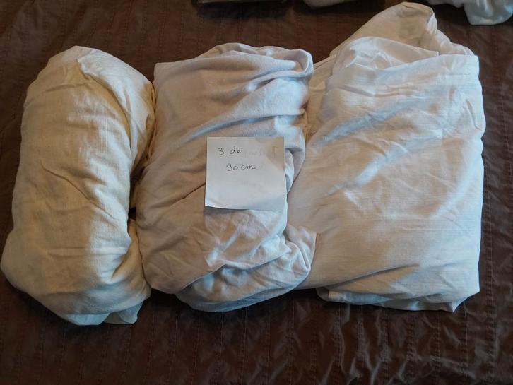 Draps housses de diverses tailles, Huis en Inrichting, Slaapkamer | Beddengoed, Gebruikt, Hoeslaken of Sloop, Ophalen of Verzenden