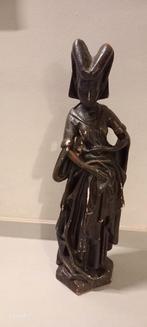 Statue en plâtre peint représentant une femme enceinte, Antiquités & Art, Enlèvement