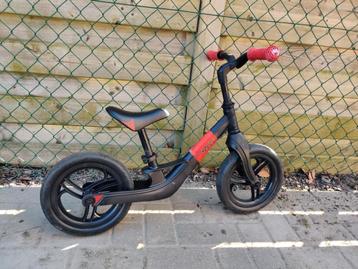 Loopfiets van 2 jaar tot 5 jaar aluminium frame, Fietsen en Brommers, Ophalen, Gebruikt, 16 tot 20 inch