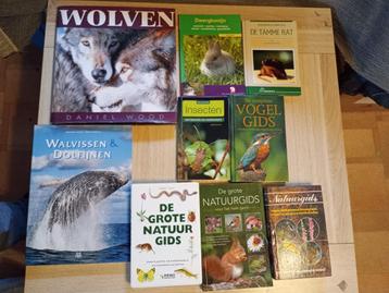 Leerrijke boeken over dieren: vogels vissen insecten enz... beschikbaar voor biedingen