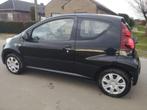 Peugeot 107 , 1000cc BENZINE, Auto's, Peugeot, Voorwielaandrijving, Stof, Zwart, Handgeschakeld