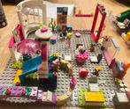 Twee Lego en friends huisjes, Kinderen en Baby's, Ophalen of Verzenden, Zo goed als nieuw