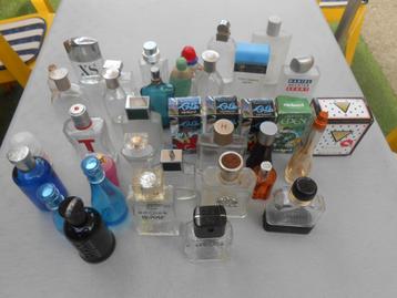 Parfum flesjes 37 stuks 15 euro voor alles. beschikbaar voor biedingen
