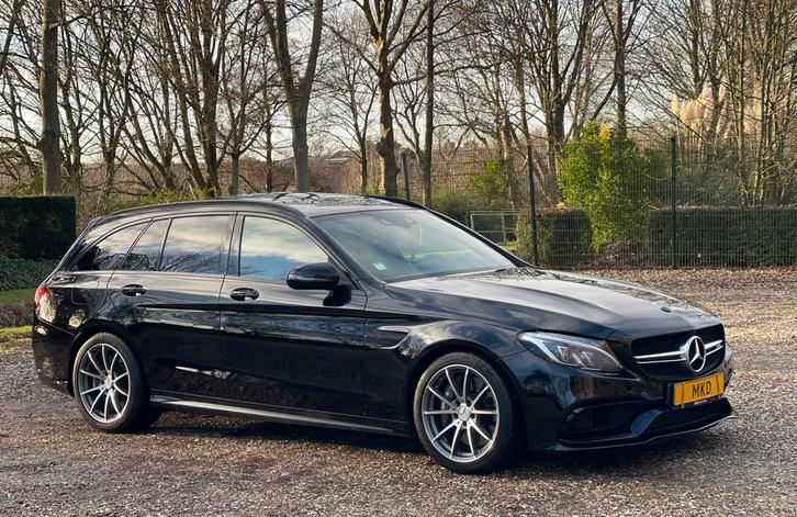 Mercedes C63 AMG Performance 600PK Lichte vracht, Autos, Mercedes-Benz, Particulier, Classe C, Caméra de recul, Phares directionnels