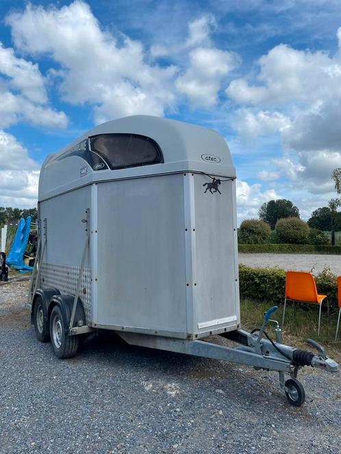 Paardentrailer atec, Dieren en Toebehoren, Paarden en Pony's | Trailers en Aanhangwagens, Zo goed als nieuw, Ophalen