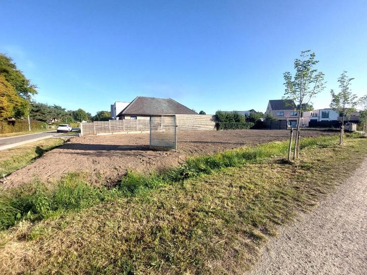 Bouwperceel van ca. 572,97m² voor halfopen ééngezinswoning, Immo, Gronden en Bouwgronden, 500 tot 1000 m², Verkoop zonder makelaar