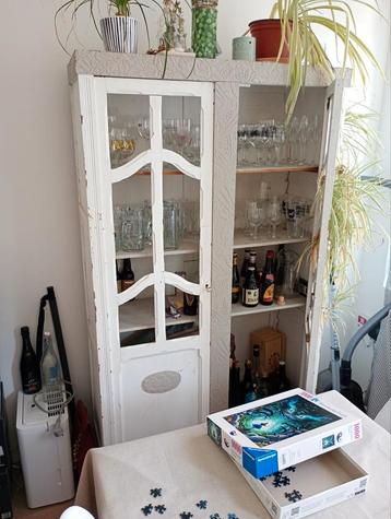 Meuble ancien à rénover  beschikbaar voor biedingen