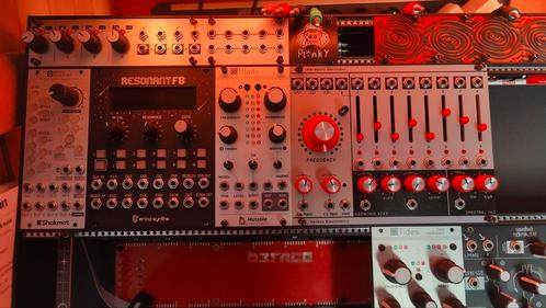 Matériel modulaire /Plinky v3, Muziek en Instrumenten, Synthesizers, Zo goed als nieuw, Ophalen