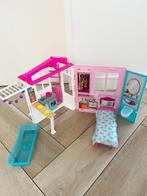 Draagbaar Barbiehuis, Kinderen en Baby's, Speelgoed | Poppenhuizen, Ophalen, Zo goed als nieuw, Poppenhuis