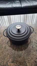 Prachtige gietijzeren kookpot/braadpan Villeroy&Boch (Nieuw), Huis en Inrichting, Keuken | Potten en Pannen, Ophalen of Verzenden