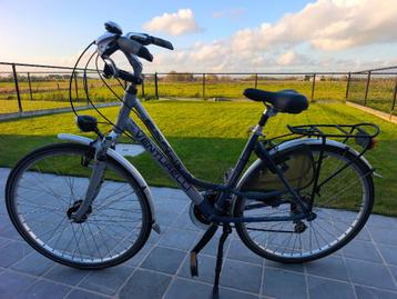 damesfiets"venturelli esprit" in zeer goede staat.
