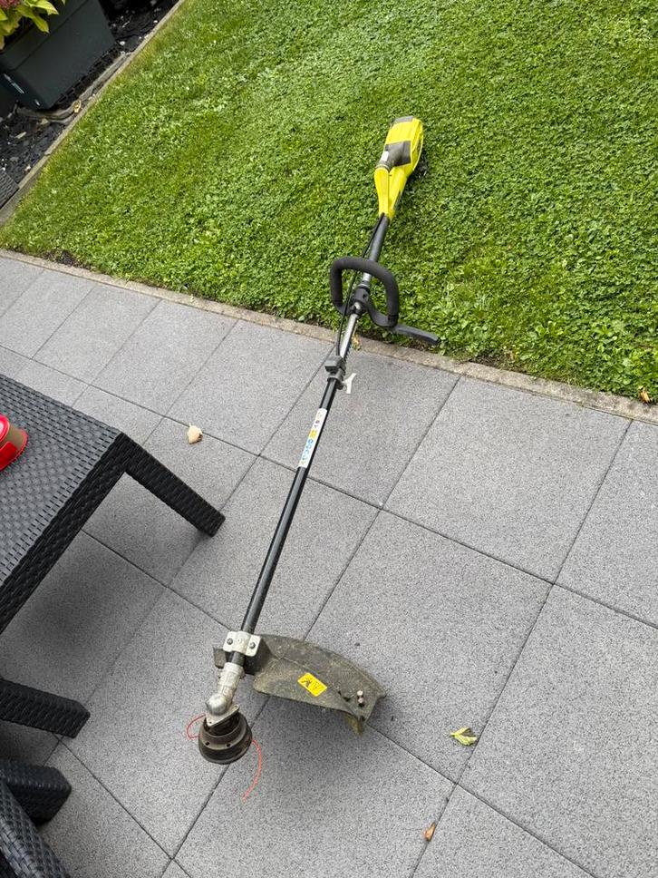Débroussailleuse Ryobi, Jardin & Terrasse, Débroussailleuses, Comme neuf, Enlèvement ou Envoi