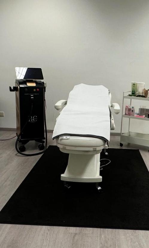 DIODE ICE LASER & elektrische Behandelstoel & INTERIEUR, Elektronische apparatuur, Persoonlijke Verzorgingsapparatuur, Zo goed als nieuw