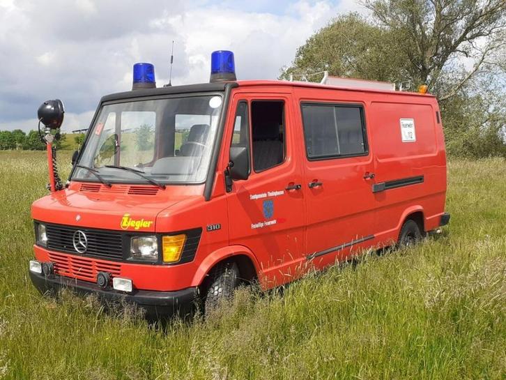 CAMPER mercedes BENZINE 1988 bus BRANDWEER OLDTIMER, Auto's, Oldtimers, Particulier, 4x4, Trekhaak, Mercedes-Benz, Benzine, Overige carrosserie