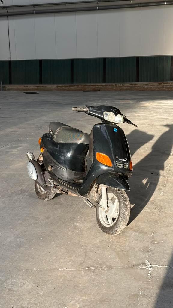 Piaggio zip type 3, Vélos & Vélomoteurs, Scooters | Piaggio, Utilisé, Zip, Enlèvement