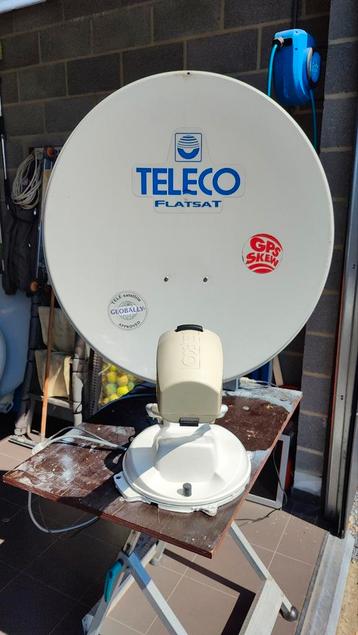 Superbe antenne satellite automatique Teleco 80cm skew