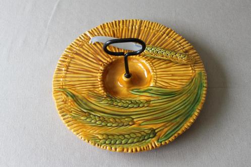 Vallauris kaasplank + mes, Huis en Inrichting, Keuken | Servies, Nieuw, Compleet servies, Boerenbont, Keramiek, Ophalen of Verzenden