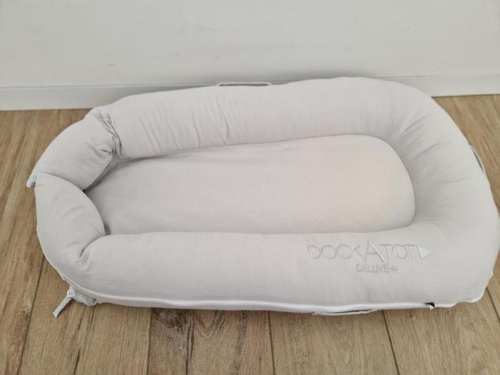 Babynestje dockAtot Deluxe+ (+hoes en protector), Enfants & Bébés, Produits pour enfants, Comme neuf, Enlèvement