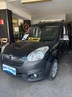 Opel Combo 1.4 Benzine Multispace 5 plaatsen 126.000 km, Auto's, Opel, Monovolume, 4 cilinders, Zwart, Bedrijf