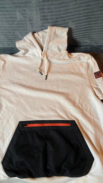 Ellesse hoodie beschikbaar voor biedingen