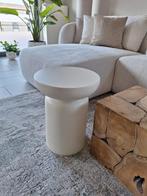 cremekleurige pedestal / bijzettafeltje, Huis en Inrichting, Overige materialen, Minder dan 55 cm, Rond, Zo goed als nieuw