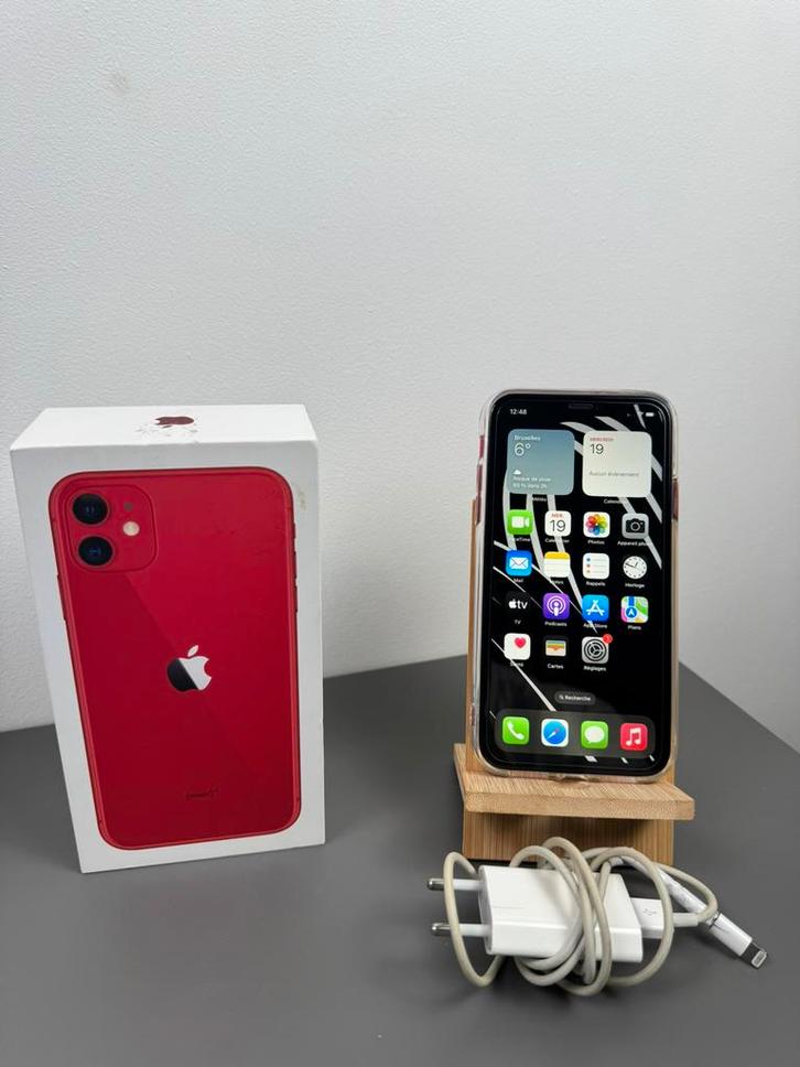 iPhone 11 Red Edition-product 64 GB, Telecommunicatie, Mobiele telefoons | Hoesjes en Screenprotectors | Apple iPhone, Gebruikt