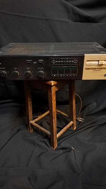 Amplificateur PIONEER STEREO SA-530 à revoir 