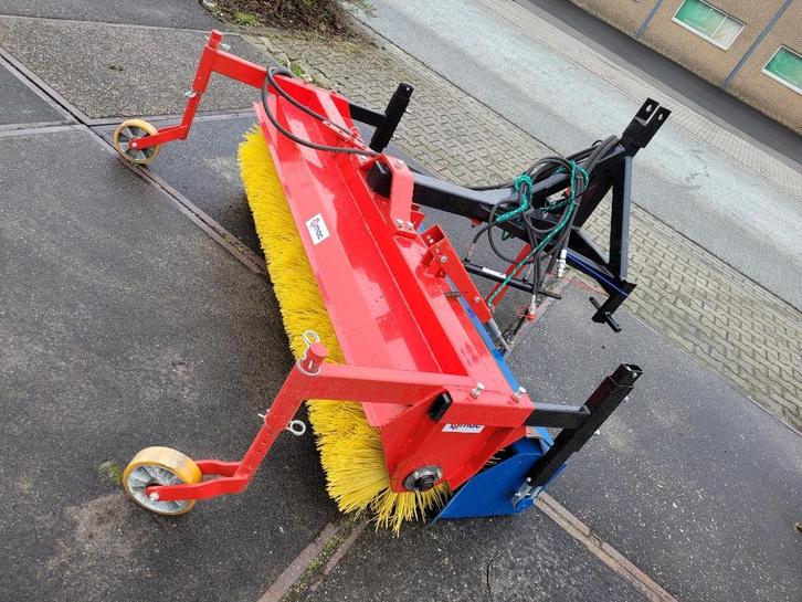 veegmachine hydraulisch 1,75 mtr met opvangbak, Tuin en Terras, Veegmachines, Zo goed als nieuw, Ophalen