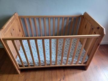 Massief houten Babybed naturel beschikbaar voor biedingen