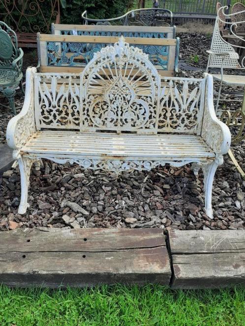 PRACHTIGE GIETIJZEREN TUINBANK MET GIETERIJSTEMPEL., Tuin en Terras, Tuinbanken, Gebruikt, Overige materialen, Ophalen