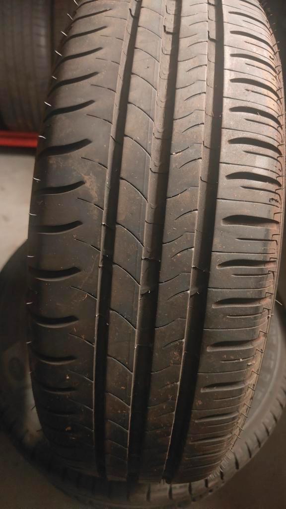 2x occasie 195/65r15 Michelin 19565r15 195/65/r15 195/65 r15, Auto-onderdelen, Besturing, Ophalen