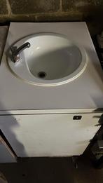 Wastafel met kraan en onderbouw kastje, Ophalen, Gebruikt, Wastafel