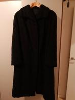 Lange astrakan mantel, Kleding | Dames, Jassen | Winter, Ophalen of Verzenden, Gedragen, Maat 42/44 (L), Zwart