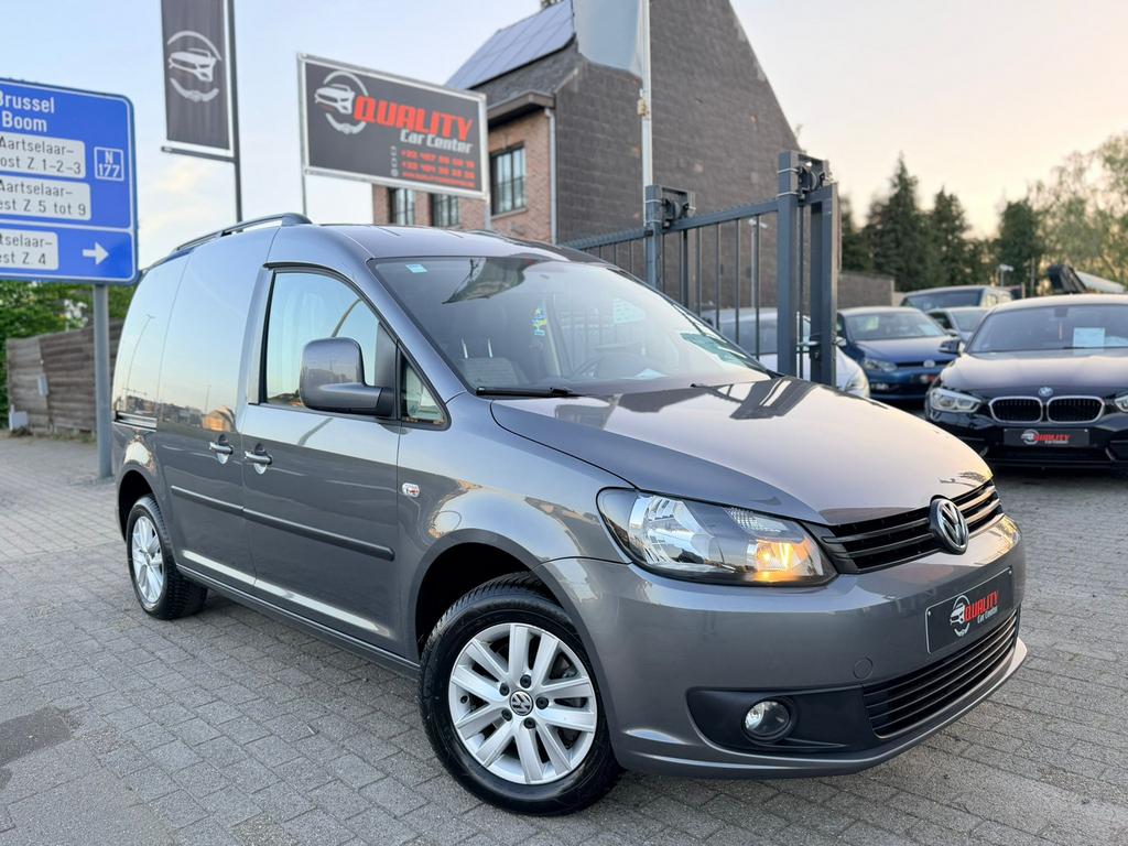 Volkswagen Caddy 1.2tsi 12/2013 100dkm Navi Pdc Trekhaak, Autos, Camionnettes & Utilitaires, 1197 cm³, Achat, 2 places, Entretenue par le concessionnaire