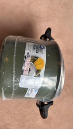 Pasta pan / casserole pour pâtes 6 litres tous feux, Enlèvement, Neuf, Casserole ou Cocotte-minute, Plaques à induction