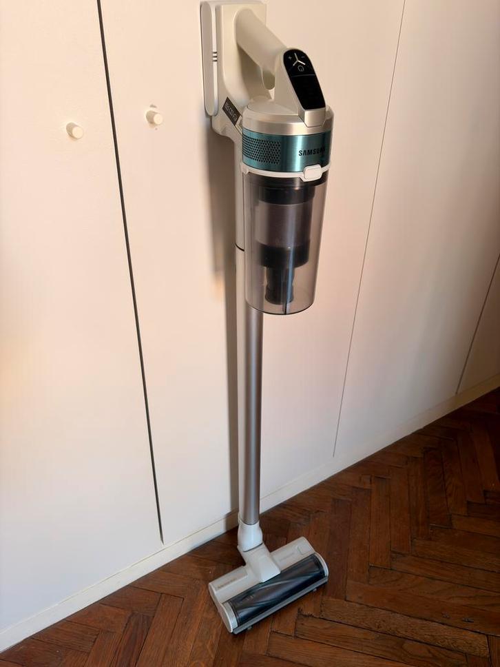 Samsung Jet 70 Turbo Etat impeccable /Peu utilisé, Elektronische apparatuur, Stofzuigers, Zo goed als nieuw, Stofzuiger, Reservoir