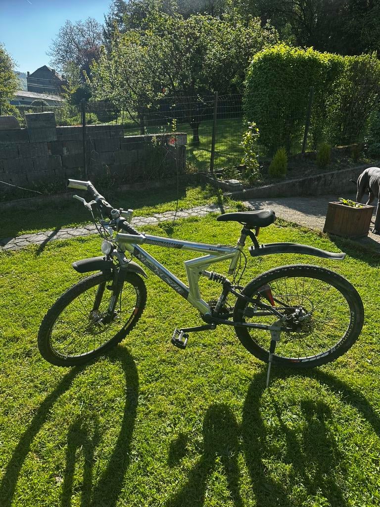 Vélo, Fietsen en Brommers, Fietsen | Crossfietsen en BMX, Ophalen, Gebruikt