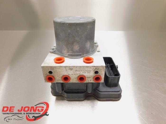 ABS Pomp van een Mercedes E-Klasse, Auto-onderdelen, Elektronica en Kabels, Mercedes-Benz, Gebruikt, 3 maanden garantie, Ophalen of Verzenden