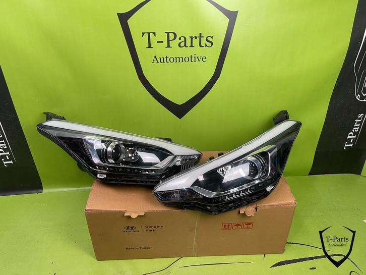 hyundai i20 koplamp links rechts 92102C8200 92101-C8200, Auto-onderdelen, Verlichting, Hyundai, Gebruikt