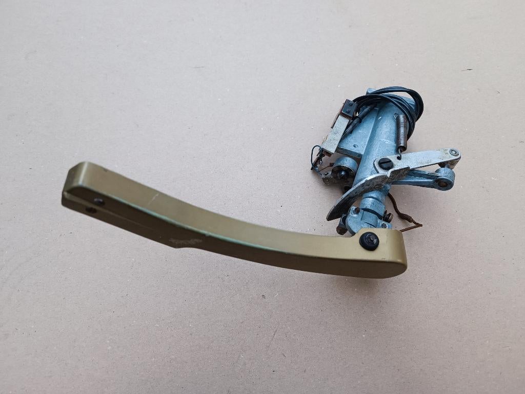 Tone Arm/ Mechaniek Bergmann D80 (1956) jukebox, Envoi