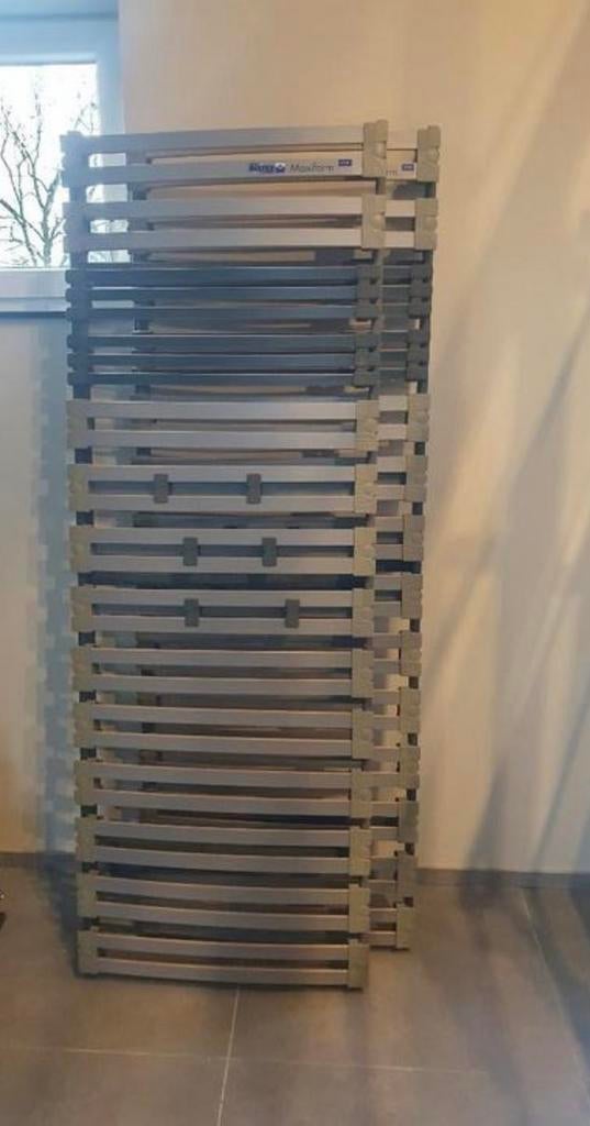 Bultex ergonomisch comfortzonebed op poten 140/200 nieuw, Ophalen, Zo goed als nieuw