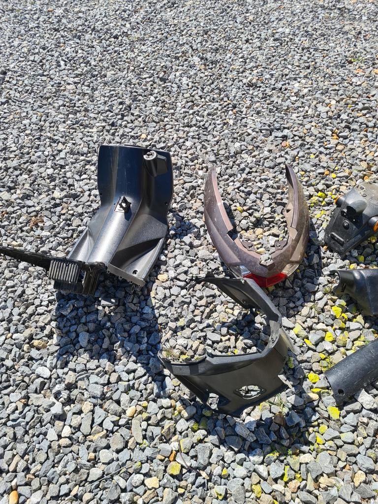 Volledige kappen set Peugeot kisbee 50cc scooter, Ophalen of Verzenden, [Peugeot]