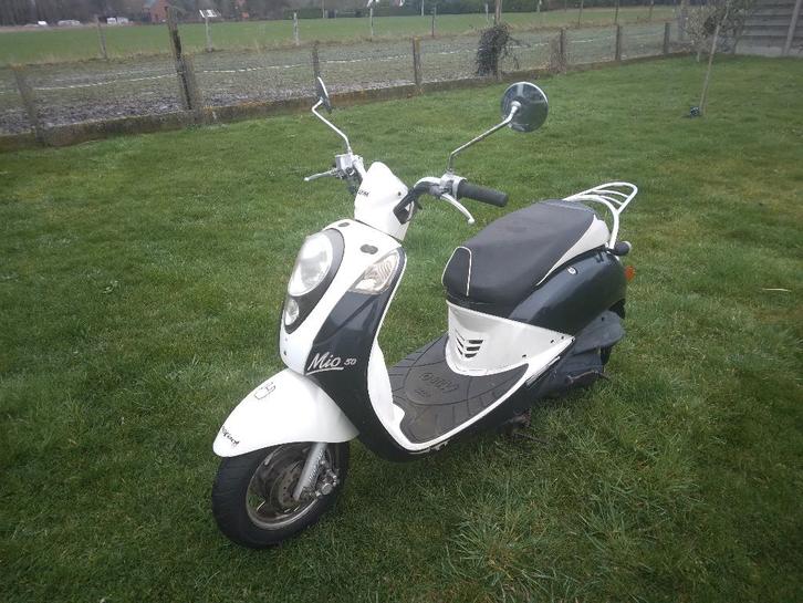 Scooter Mio Sym 49 CC, Fietsen en Brommers, Scooters | SYM, Mio, Ophalen
