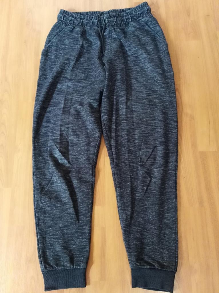 Donkergrijze joggingbroek mt L, Kleding | Heren, Ophalen of Verzenden, Zo goed als nieuw, Maat 52/54 (L), Grijs