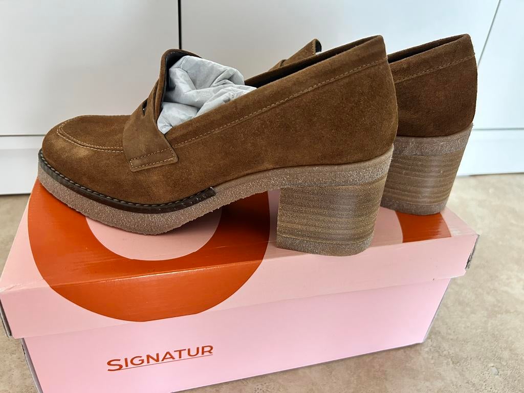 Pumps Signatur maat 38 - NIEUW, Enlèvement ou Envoi, Comme neuf, Escarpins