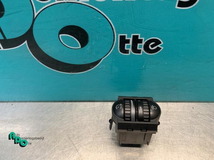 Schakelaar Koplamp Ihv van een Volkswagen Golf (Golf 09-), Auto-onderdelen, Dashboard en Schakelaars, Volkswagen, Gebruikt, 3 maanden garantie