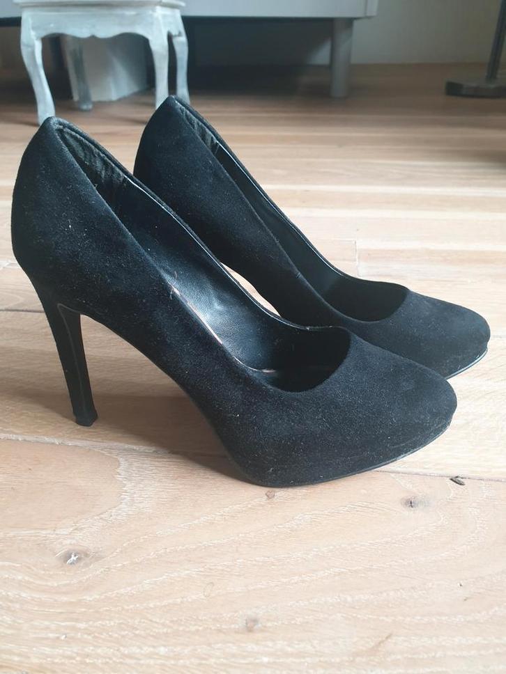 Zwarte pumps New Look (maat 39) NIEUW, Vêtements | Femmes, Chaussures, Escarpins, Enlèvement ou Envoi