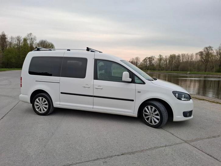 VW Caddy Maxi Combi 2.0 – 2013, Autos, Camionnettes & Utilitaires, Particulier, Volkswagen, Diesel, 5 portes, Boîte manuelle, Blanc