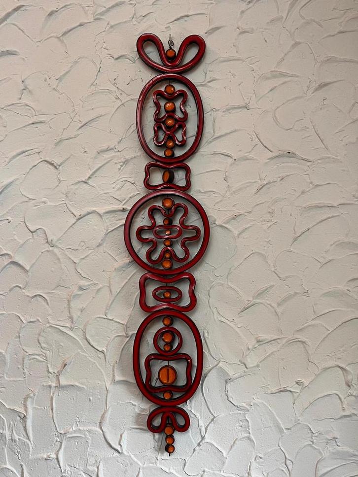 Retro wanddecoratie jaren 70 – rood keramiek, Huis en Inrichting, Woonaccessoires | Wanddecoraties, Gebruikt, Ophalen